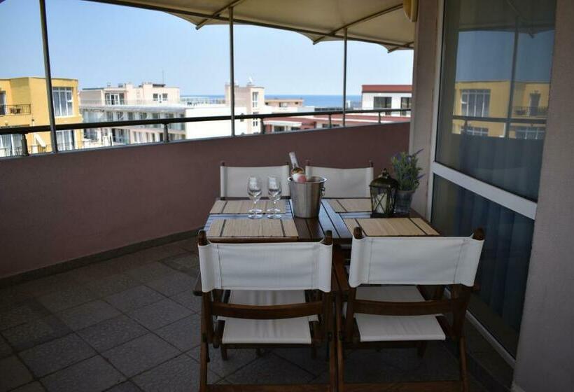 هتل хотел свети николай приморско