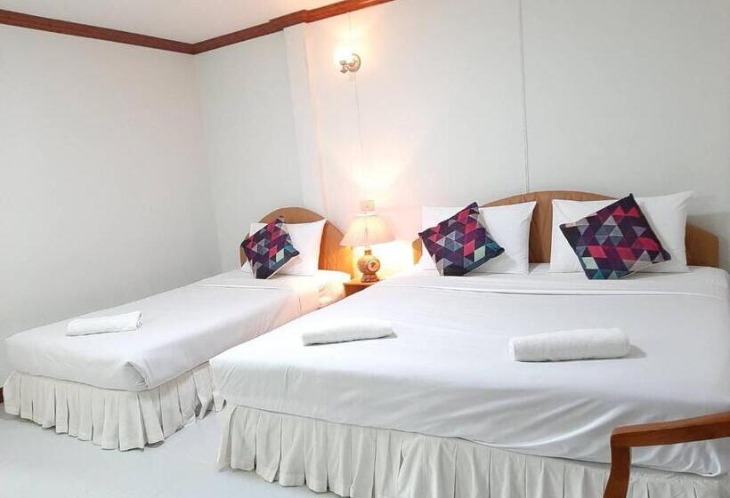 Hotel สตาร์ รีสอร์ท