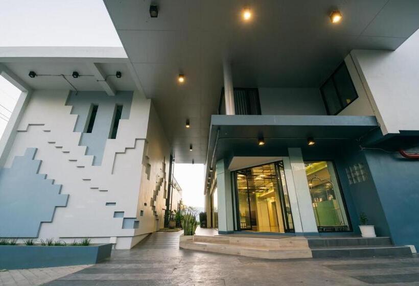 Abizz Hotel Kwanphayao