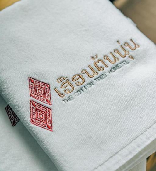 هتل The Cotton Tree Hometel