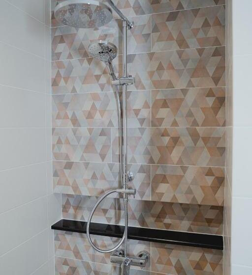 هتل The Cotton Tree Hometel