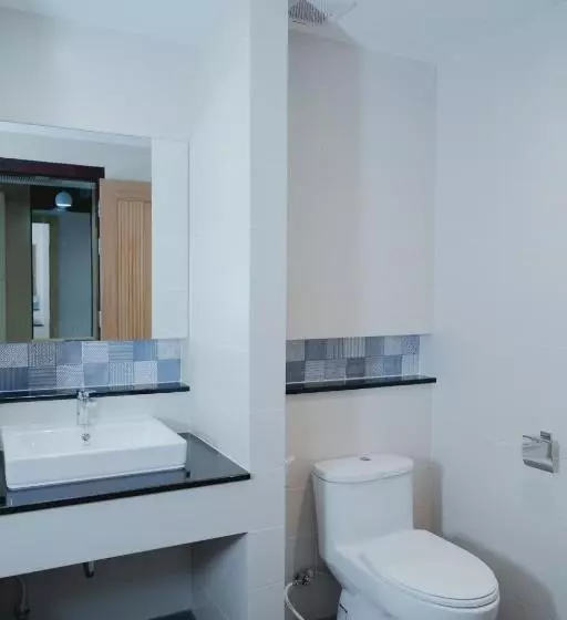 هتل The Cotton Tree Hometel