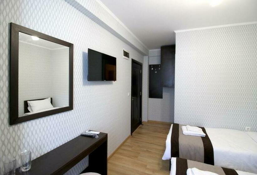 פנסיון къща за гости тони