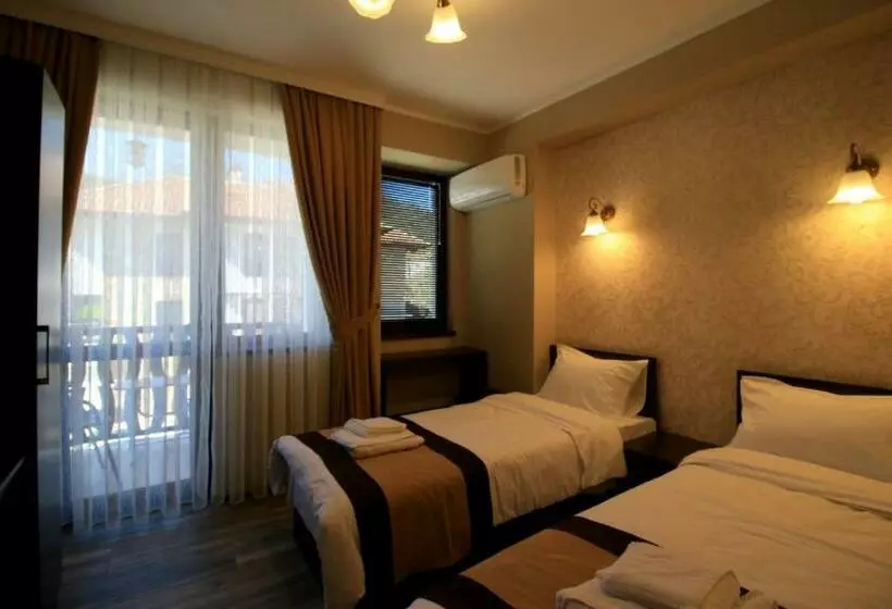 Majatalo къща за гости тони