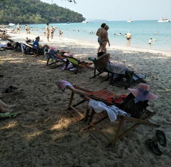 Lomakeskus Baan Chang Residence