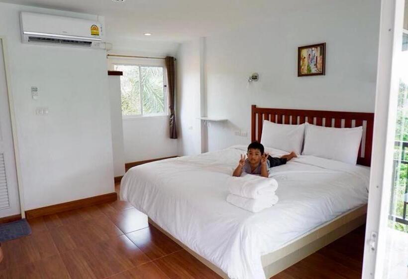 Lomakeskus Baan Chang Residence