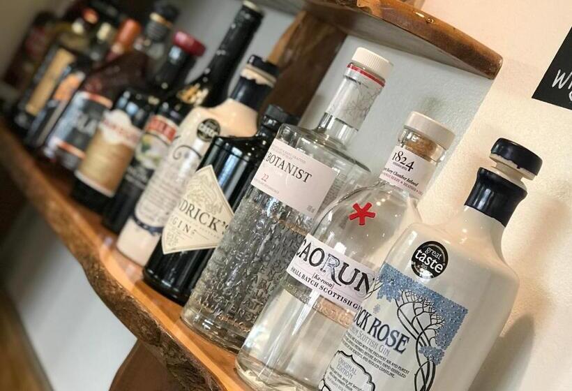 בית מלון כפרי St Columba