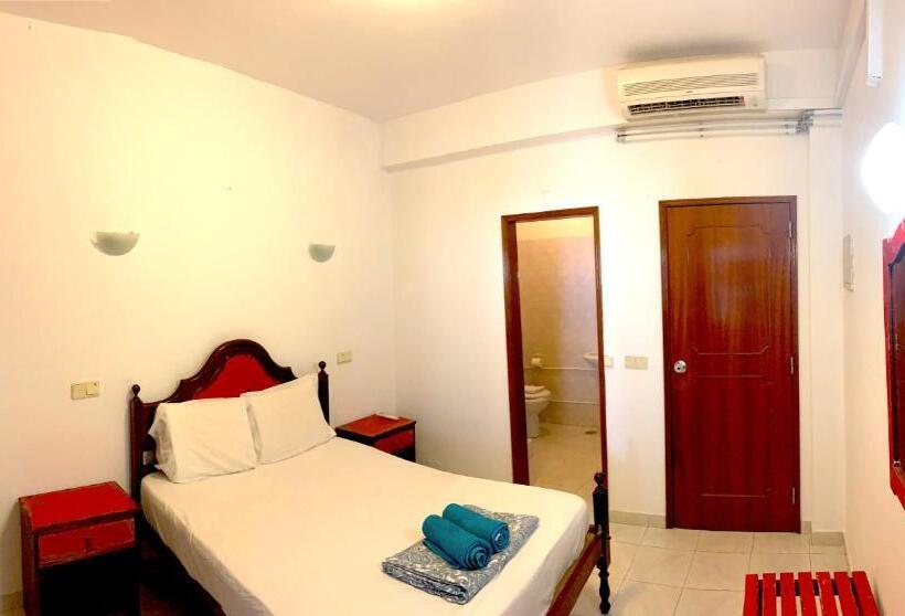 پانسیون The Central Guesthouse