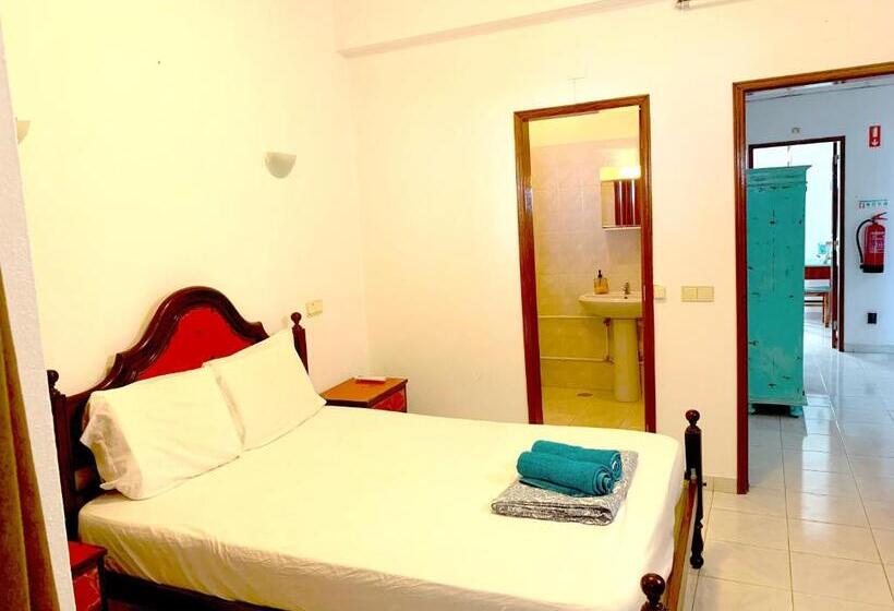 پانسیون The Central Guesthouse