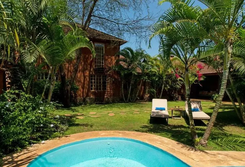 リゾートホテル Kili Villa Kilimanjaro Luxury Retreat