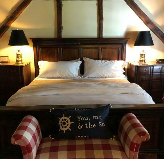 Bed and Breakfast The 1708 House