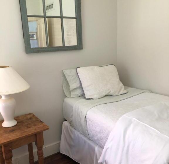 住宿加早餐 The 1708 House