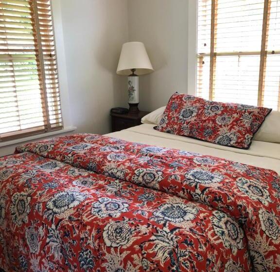 住宿加早餐 The 1708 House