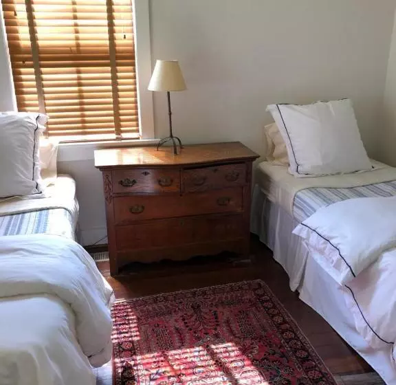 Aamiaismajoitus (B&B) The 1708 House