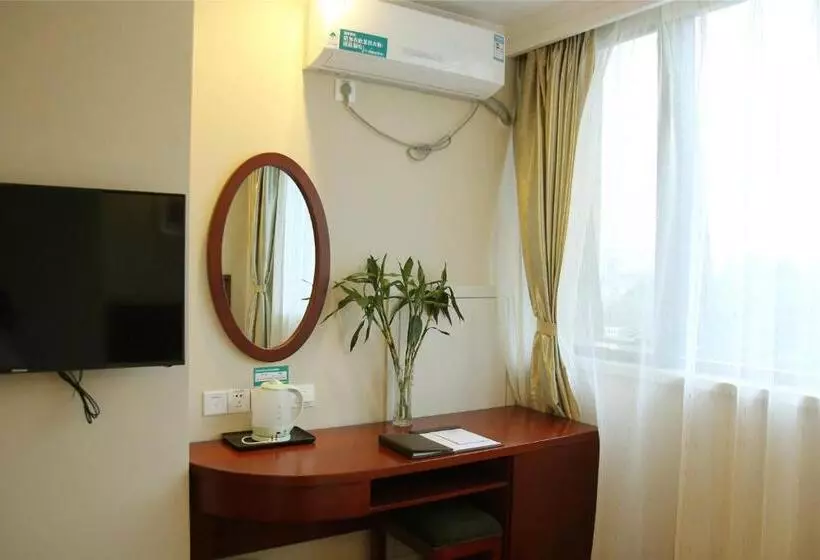 Hotelli Greentree Inn Jining Wenshang Baoxiang Temple Express