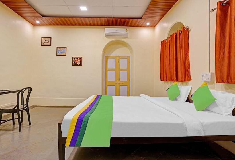 Hotel Treebo Cecil Resort, 600 Mtrs From Matheran Railway Station