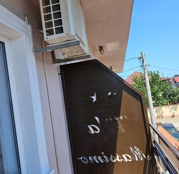 Pensione Vila Massimo