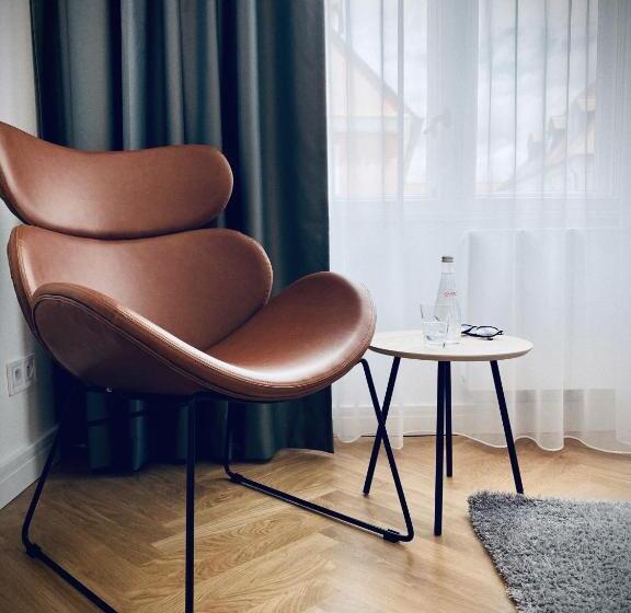 Pension Mono Adults Only