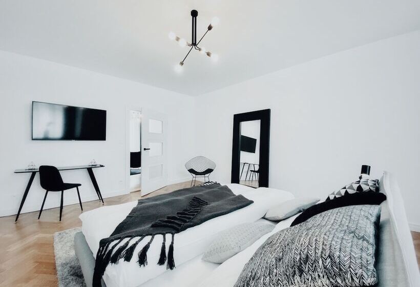 Pension Mono Adults Only