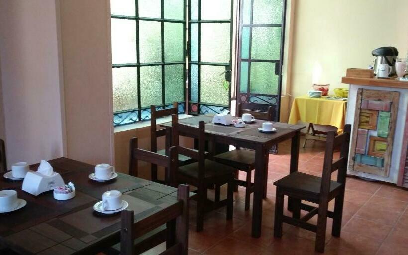 فندق صغير Posada De La Ciudadela