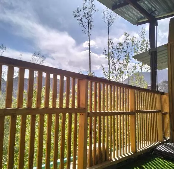Aamiaismajoitus (B&B) Hidden Leaf Homestay