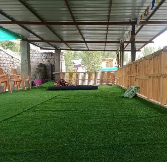 Aamiaismajoitus (B&B) Hidden Leaf Homestay