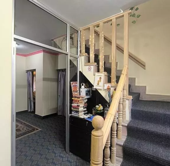 Aamiaismajoitus (B&B) Hidden Leaf Homestay