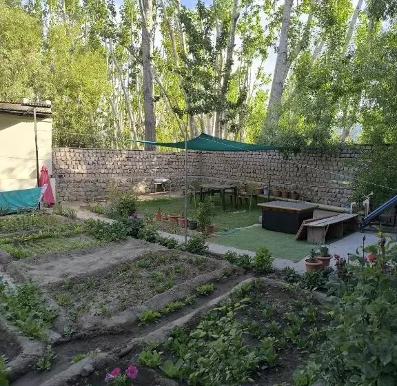 Aamiaismajoitus (B&B) Hidden Leaf Homestay
