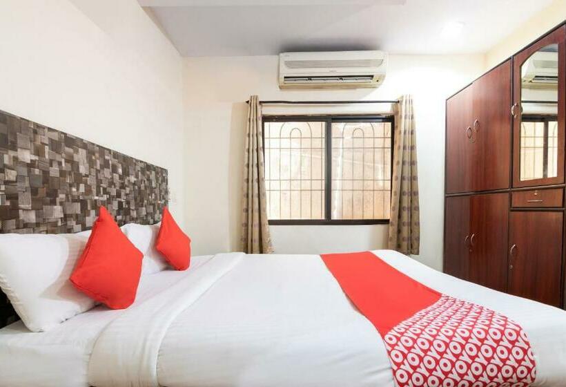 Отель O Rajmahal Boarding & Lodging