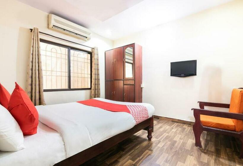 Отель O Rajmahal Boarding & Lodging