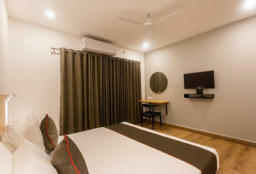 Hotel Super Townhouse Swain Heritage