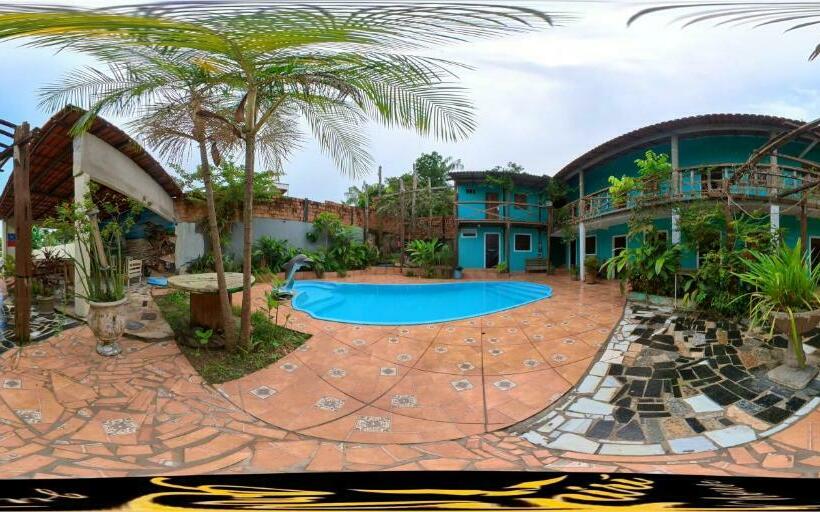 פנסיון Arapiri Guest House