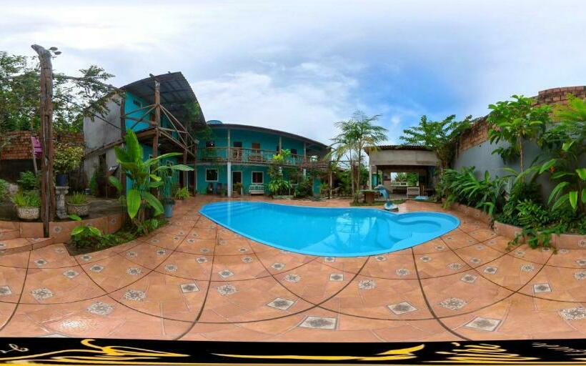 פנסיון Arapiri Guest House