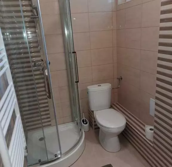پانسیون Pipacs Vendégház Eger