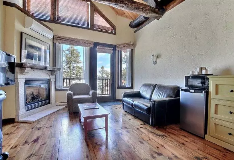 Lomakeskus Les Condos Du Lac Taureau  Rooms & Condos