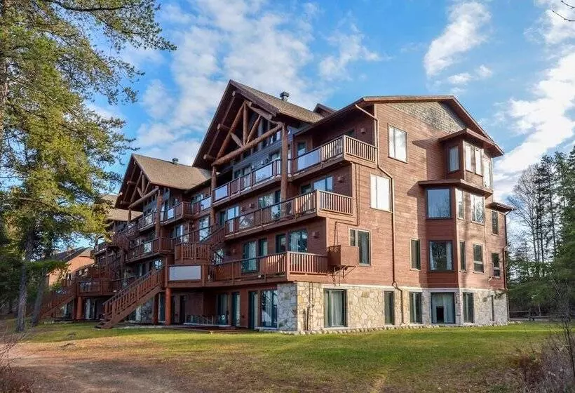 Lomakeskus Les Condos Du Lac Taureau  Rooms & Condos