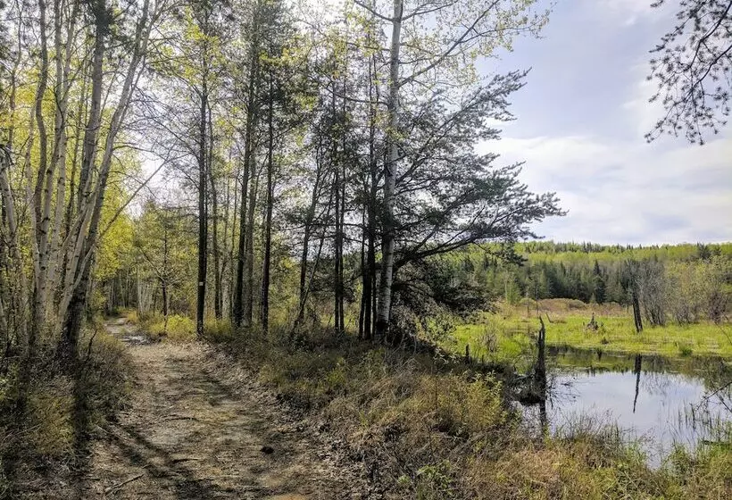 Lomakeskus Les Condos Du Lac Taureau  Rooms & Condos