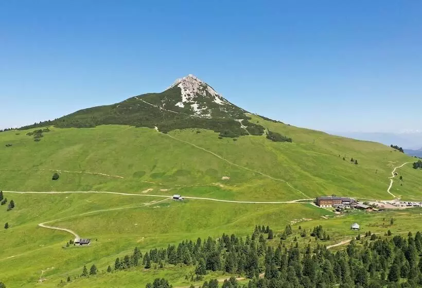 Berghotel Jochgrimm Your Dolomites Home