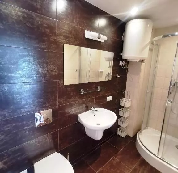 Отель Apogeum Aparts