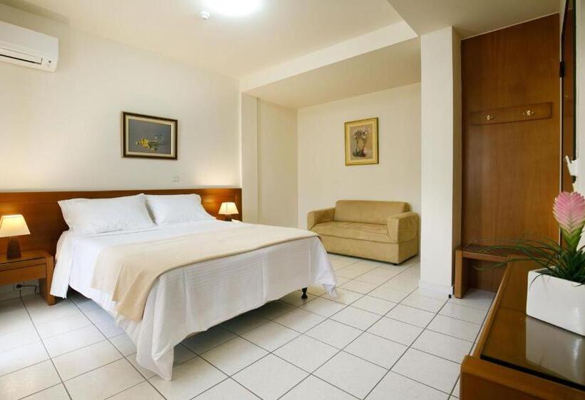 فندق ατηινα