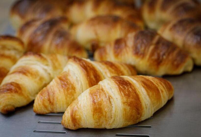 فندق ατηινα