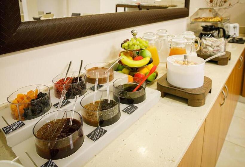 فندق ατηινα