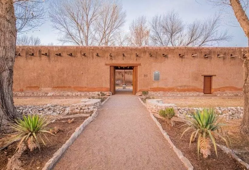 בית מלון כפרי Cibolo Creek Ranch And Resort