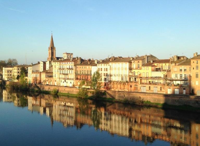 בית מלון כפרי Hôtel Du Commerce