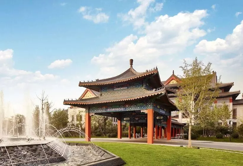 هتل Hilton Tianjin Eco City