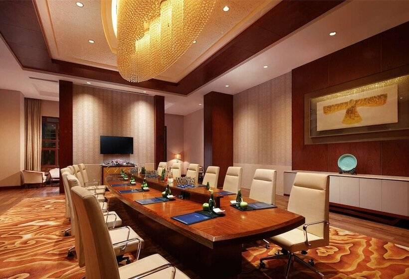 בית מלון כפרי Hilton Tianjin Eco City