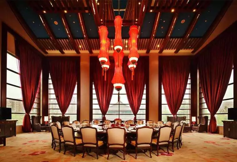 هتل Hilton Tianjin Eco City