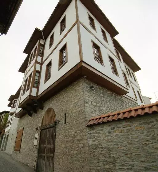 فندق Kardelen Konakları