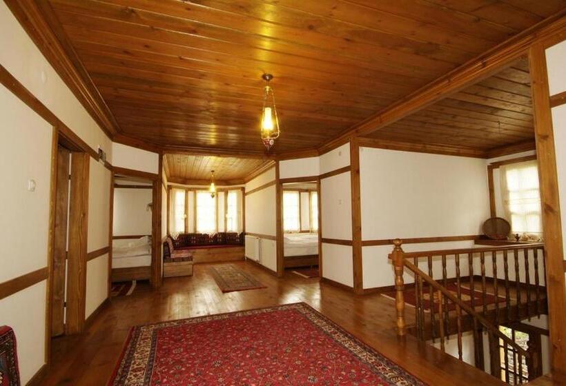 호텔 Kardelen Konakları