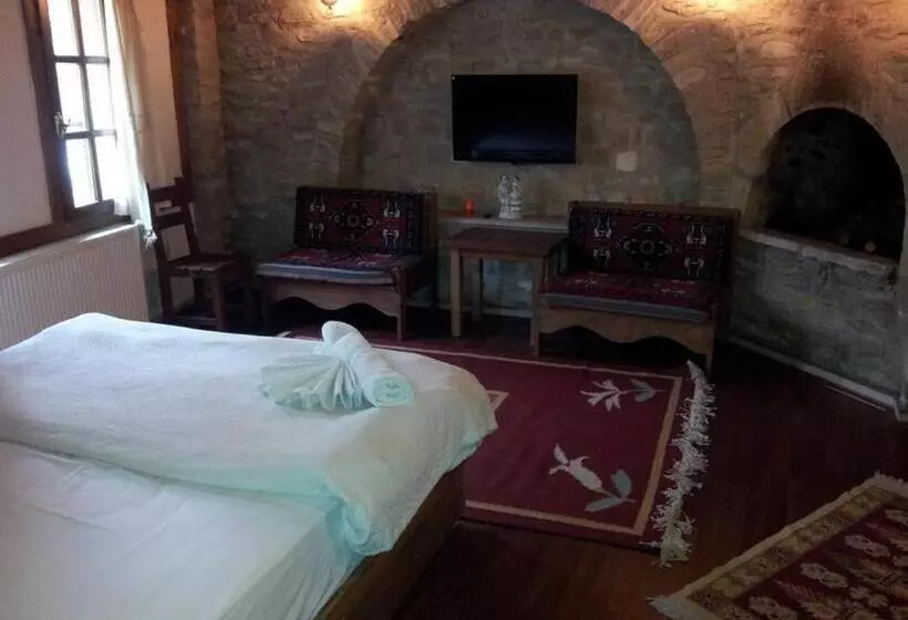 فندق Kardelen Konakları